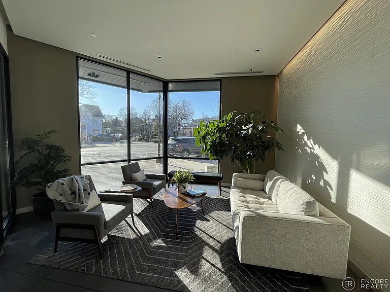 454 Harvard St #204 — Photo 19