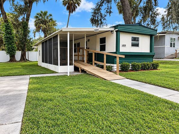 6907 Alafia Dr