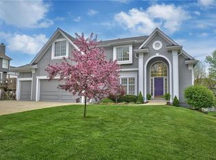 9211 N Tracy Ave, Kansas City, MO 64155