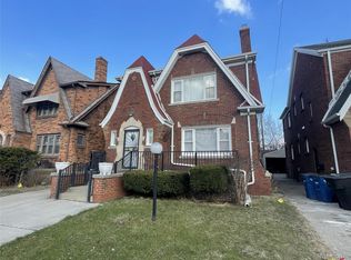 17152 Santa Rosa Dr, Detroit, MI 48221