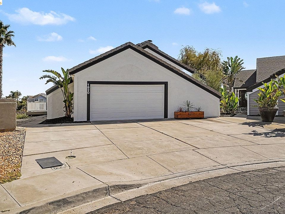 1st image of 1820 Surfside Ct