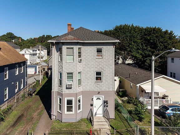 3rd image of 120 Southgate St