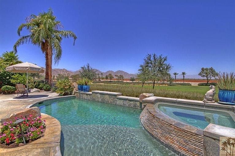 Pool/Spa Mountain Views