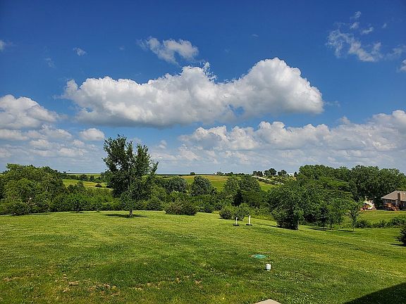 4+ acres to Enjoy