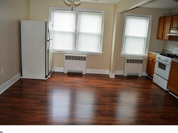 3rd image of 714 Shaw Ave