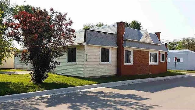 10351 Lakewood Ave photo 1