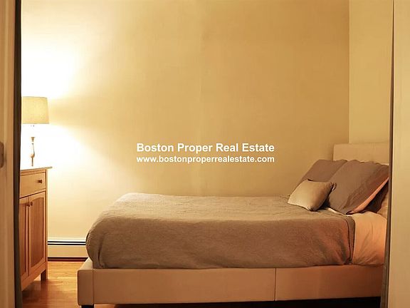337 Beacon St. #5 Boston - Back Bay Unit Photo 5