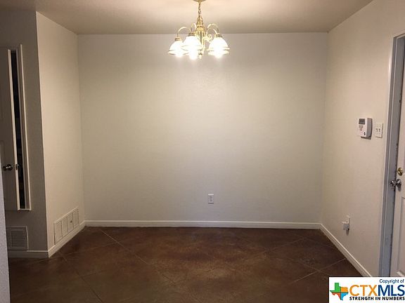 4th image of 803 Harley Dr