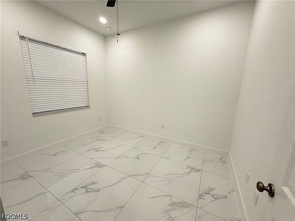 5th image of 1253 Columbus Blvd