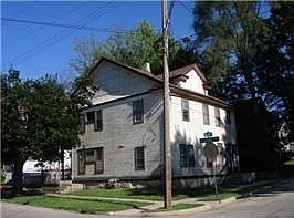 2nd image of 402 Forest Ave