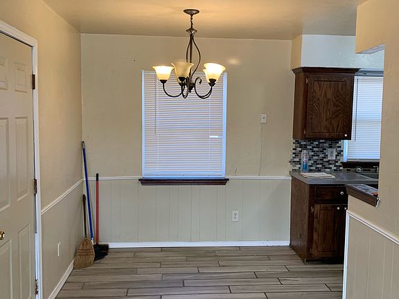 3rd image of 1415 NE 32nd St