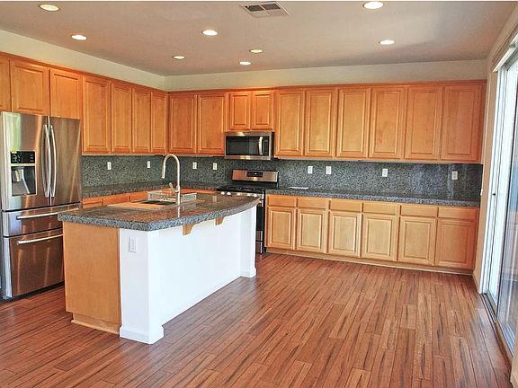 5th image of 5251 Manderston Dr