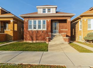 5542 W Schubert Ave, Chicago, IL 60639