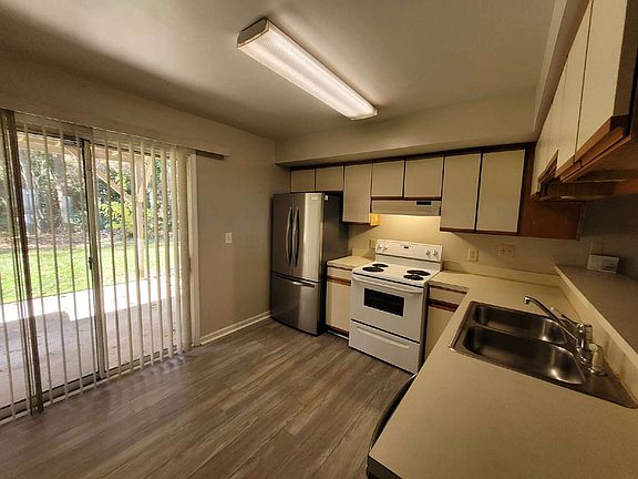 5th image of 4833 Station House Ln