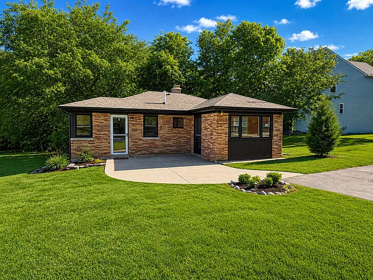 21365 W Ridge Rd — Photo 14