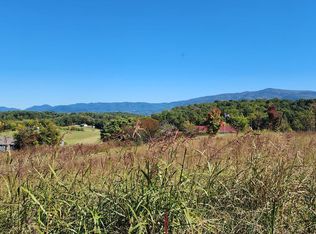 Cozy Rd, Newport, TN 37821