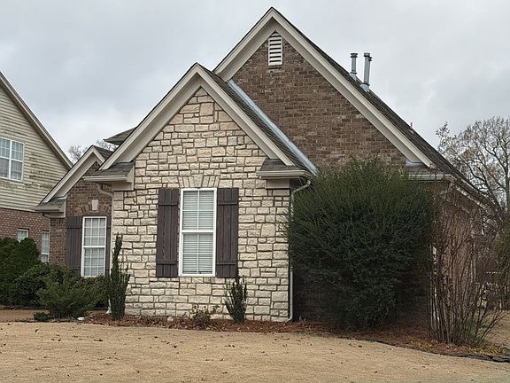 2nd image of 45 Pine Meadows Ln