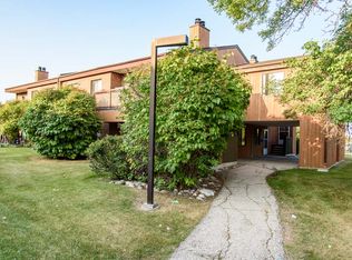 Meadowlark Green, Winnipeg, MB R3J 3V3