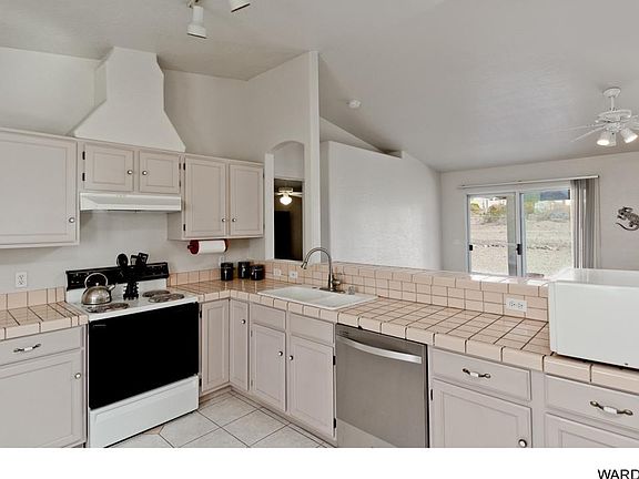 5th image of 1270 Mohican Dr