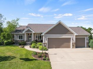 3004 Wyndwood Way, Sun Prairie, WI 53590