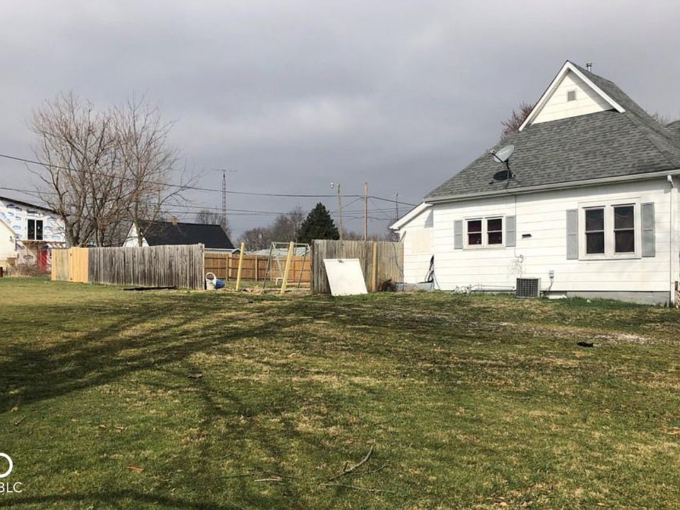 2nd image of 915 Cleveland St