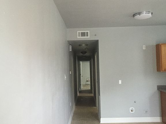 2nd image of 3713 Willow St