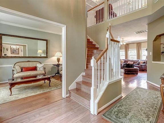 2nd image of 11911 Gardner Park Ln