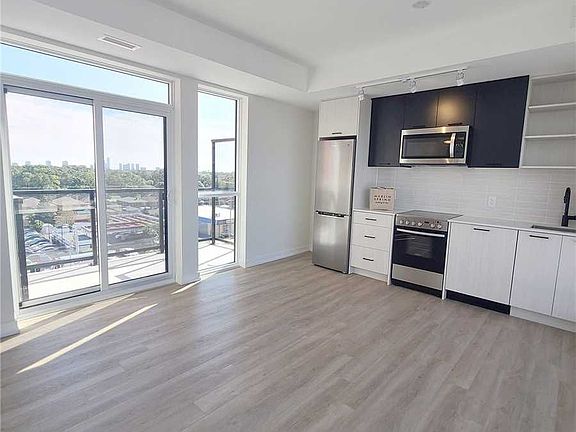 2nd image of 2300 Saint Clair Ave W #724