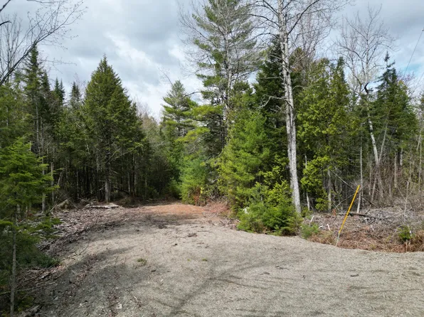 20 Twin Springs Lane, Lincoln, ME 04457