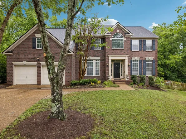 813 Glenavon Ct, Nashville, TN 37220