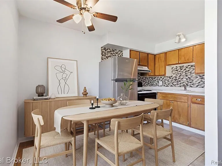 4840 Briarwood Ave #2 — Photo 10