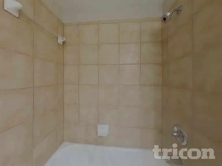 7814 Longbow Ln — Photo 12