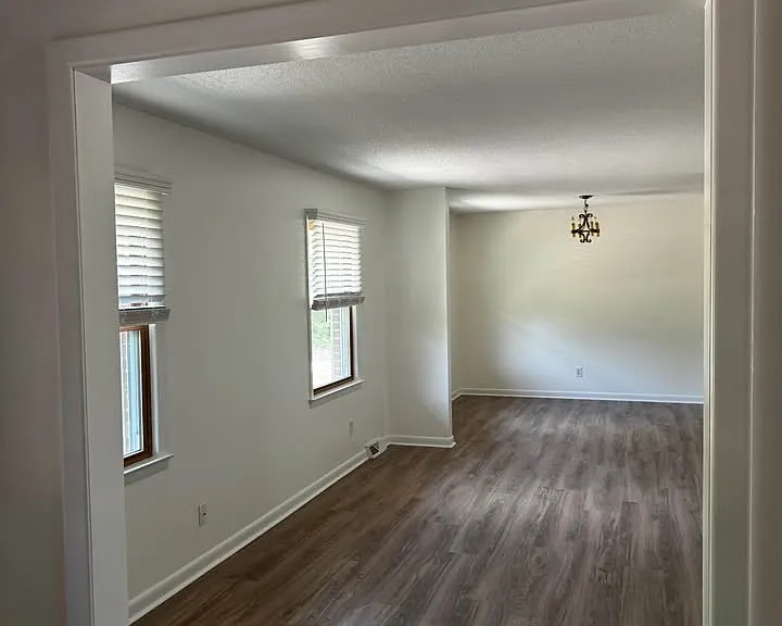 2915 Middle Sound Loop Rd — Photo 8