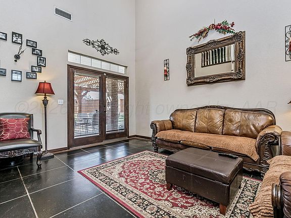 4th image of 33 Tiffany Ln