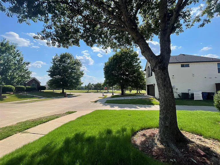 11920 Brownwood Dr — Photo 25