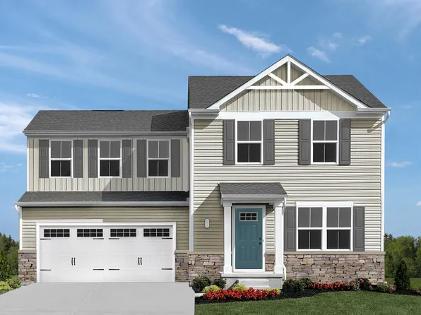 1612 Red Oak Ln, Sidney, OH 45365