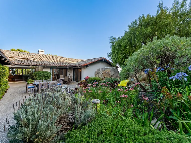 181 Coronada Cir — Photo 46