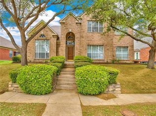 1313 Bentley Dr, Carrollton, TX 75006