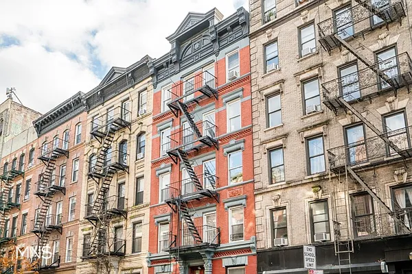 Rented by MNS Marketing | media 12