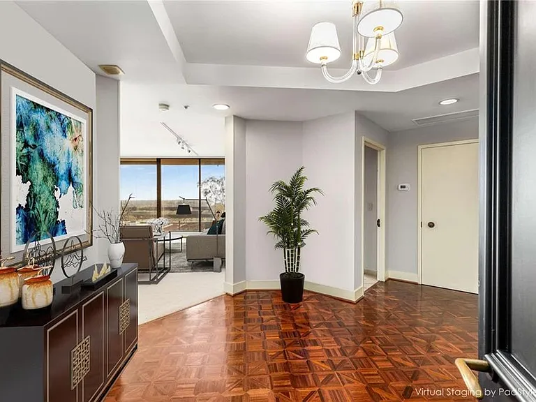2660 Peachtree Rd NW #18G — Photo 1