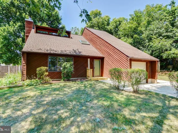 1266 Green Holly Dr, Annapolis, MD 21409