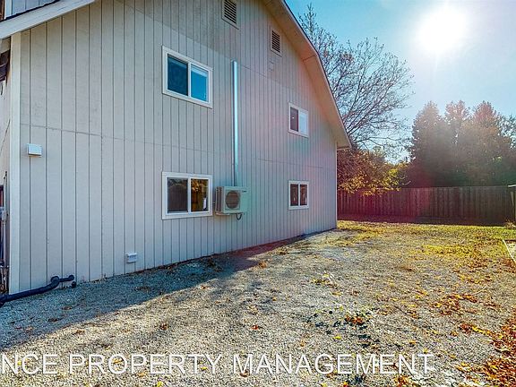 5th image of 780 W Cotati Ave #9285228