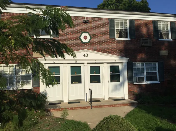 43C W Roselle Ave, Roselle Park, NJ 07204