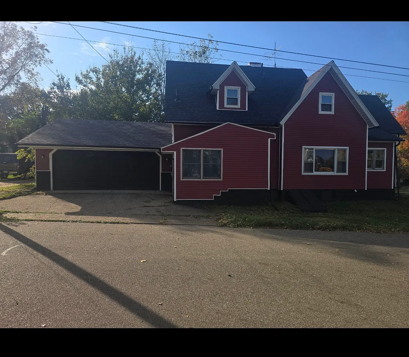 5 bed, 1971 sqft, $1,500 — Photo 1