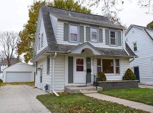 8137 Gridley Ave, Wauwatosa, WI 53213
