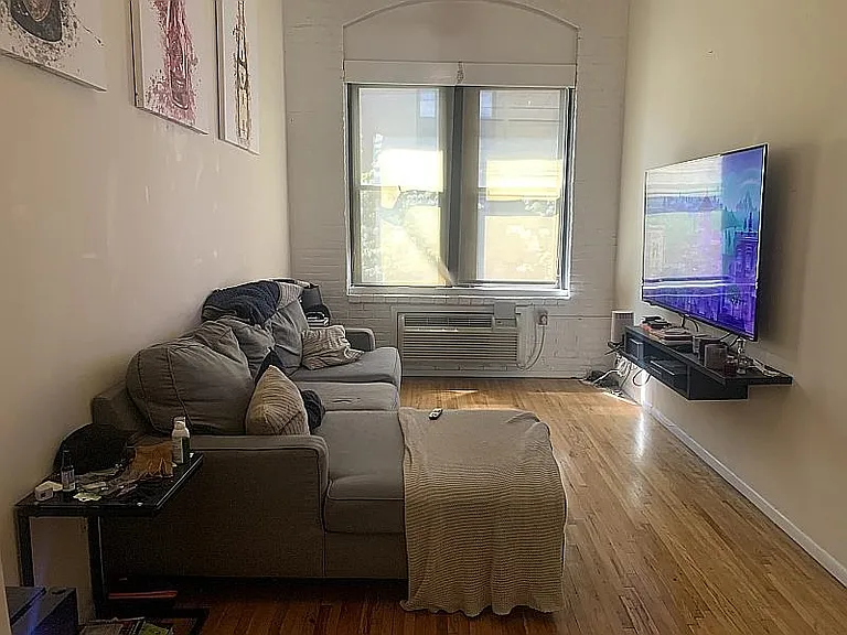 1300 Hudson St #B6 — Photo 3