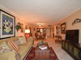 200 Leslie Dr APT 206, Hallandale Beach, FL 33009