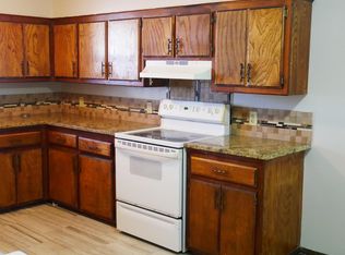 6800 NW 42nd St APT E, Bethany, OK 73008