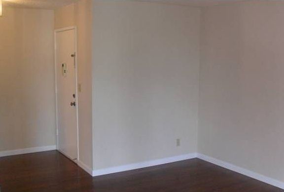 Hardwood laminate floors