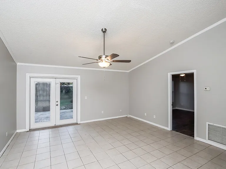 108 Osceola Ave — Photo 4
